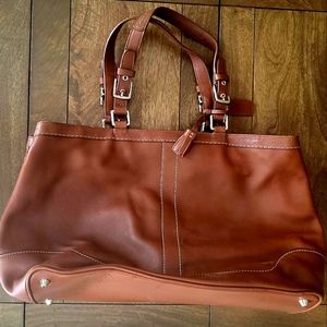 Large Coach Tote Carryall Satchel Bag - Very Roomy - Excellent Condition